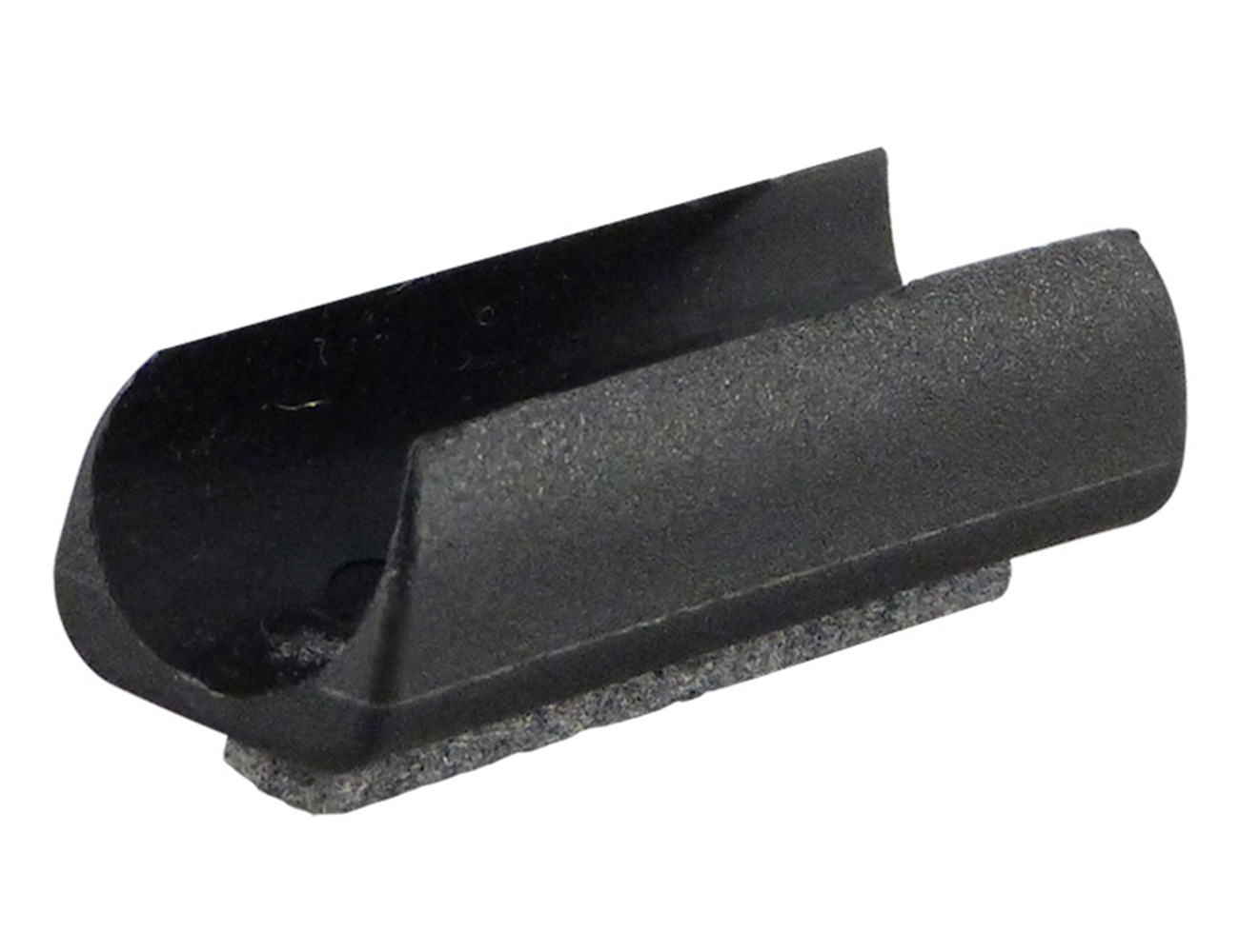 Self-clamping saddle feet with peg and feltpad